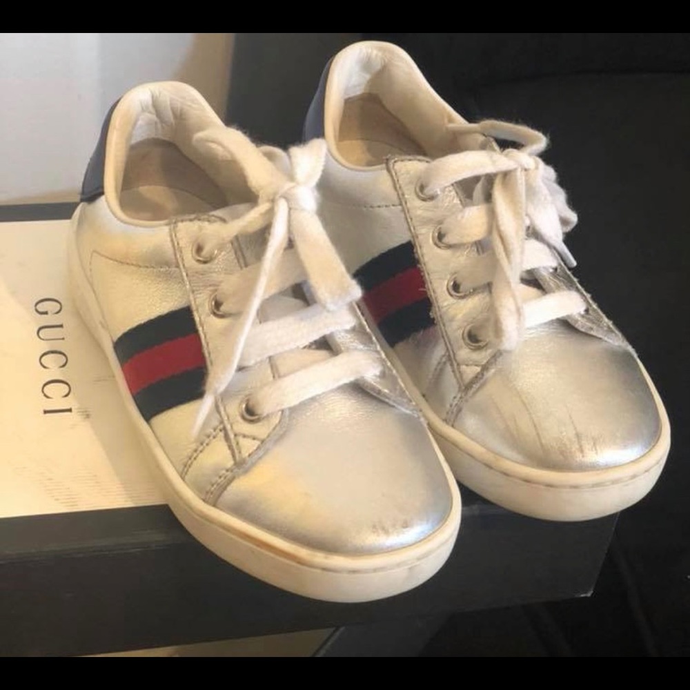 Authentic Toddler Gucci Sneakers size 24 kids 8